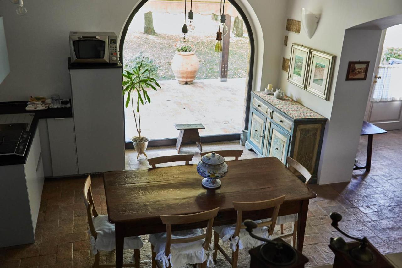 Agriturismo Virano19 卡斯特罗卡罗泰尔梅 外观 照片